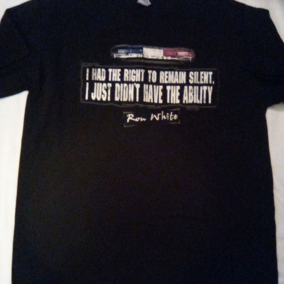 Men's short sleeved tee-shirt, size XL - Picture 1 of 2